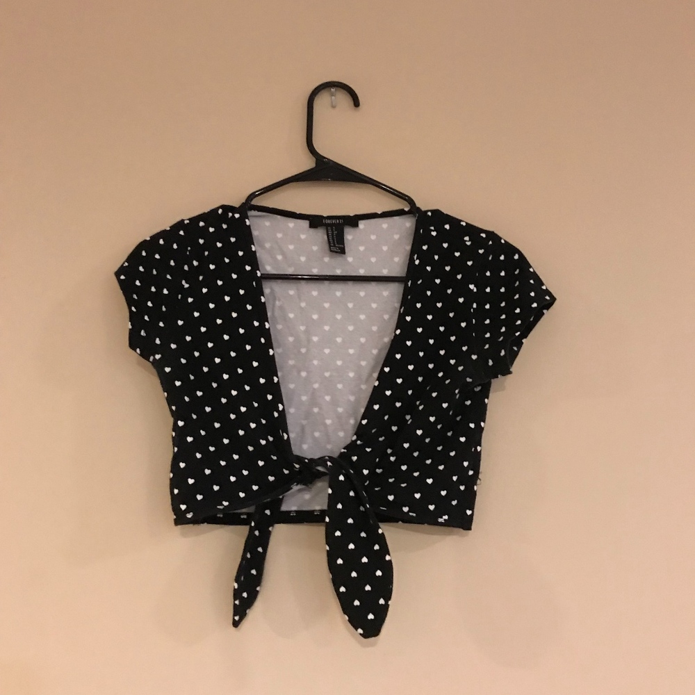 Tiny Heart Detail Tie Cropped Blouse